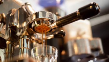 Comment choisir sa machine expresso avec broyeur ?